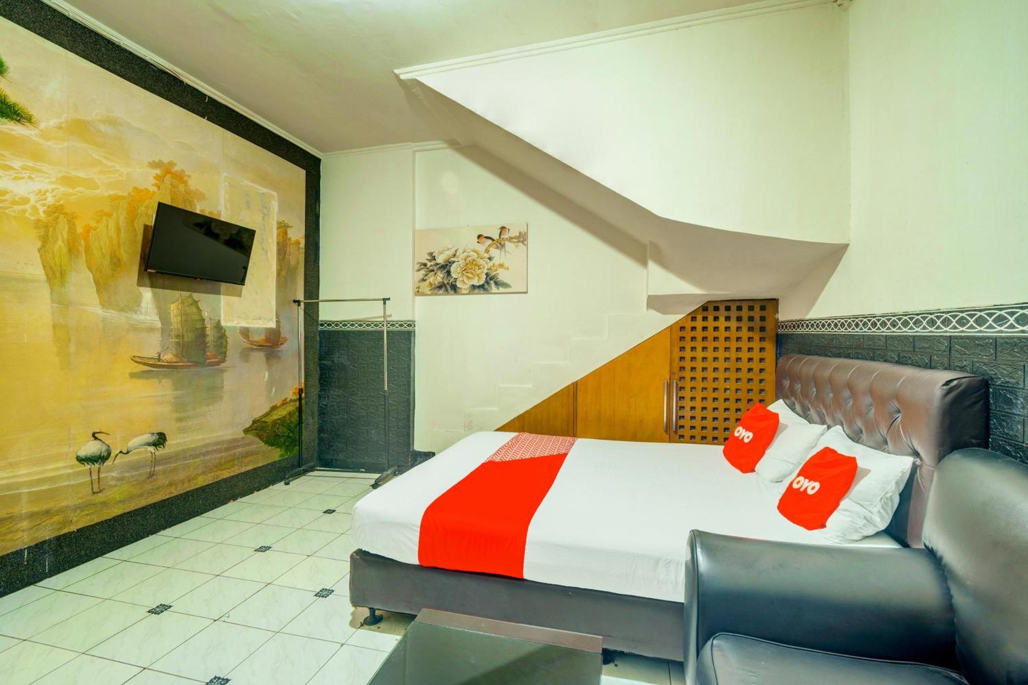 Oyo 93132 Modom Homestay Near Rs Islam Jakarta Pondok Kopi Exteriér fotografie